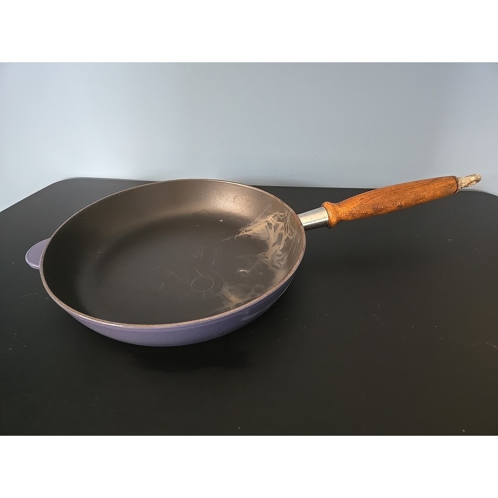 Vintage Le Creuset France #28 Skillet Wood Handle Collectible Blue Cast Iron 11"